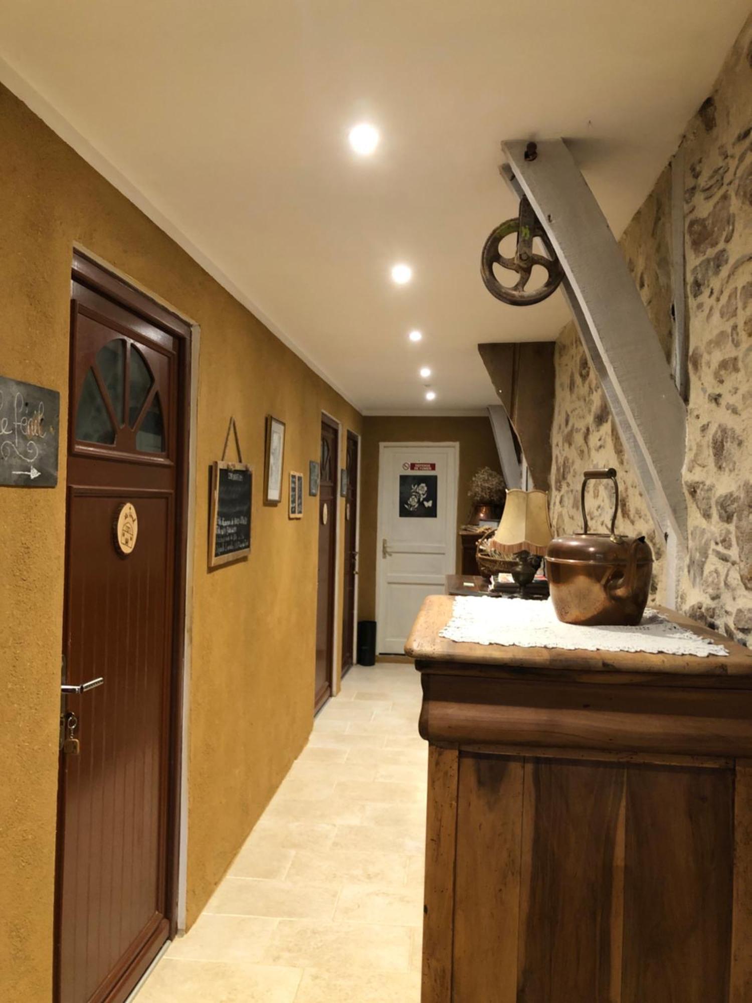 Ecuries De Saint Maurice- Maison D'Hotes De Gondou Lacapelle-Marival Zimmer foto